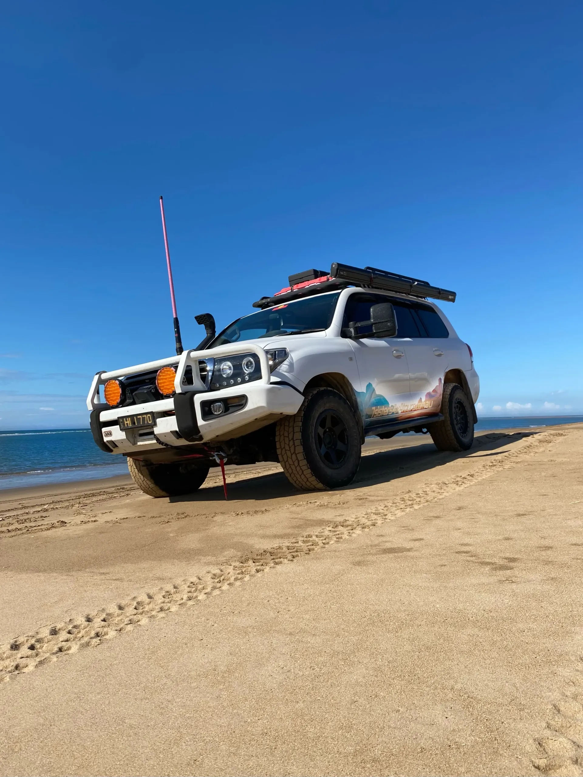 4x4 vehicle cover page